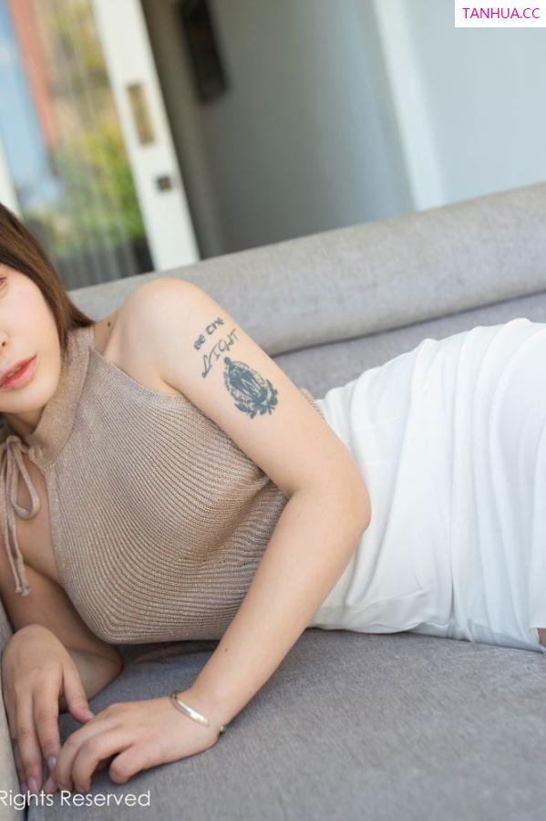 Evelyn艾莉  [XIUREN]高清写真图 2019.08.06 Evelyn艾莉第12张图片